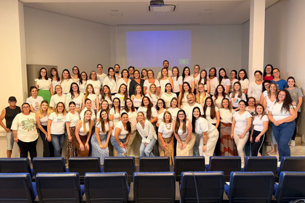 Escola Interativa aprimora atendimento com curso In Company do SINEPE/RS